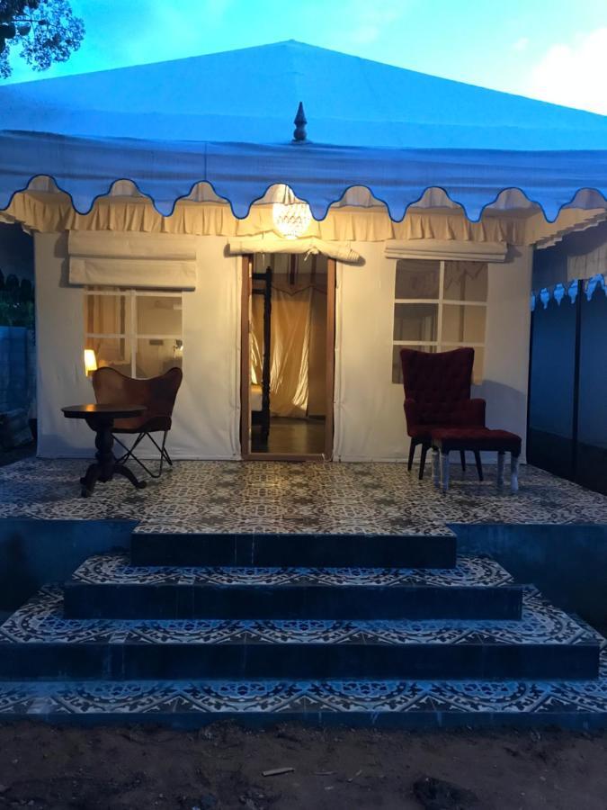 16 Bedouin Hotell Hosūr Exteriör bild